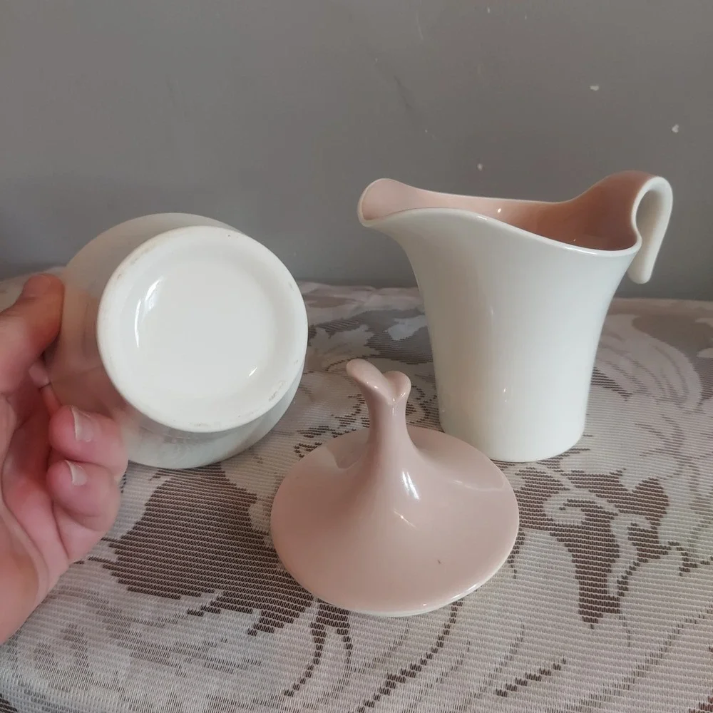 Vintage Harkerware MCM White and Pink Ceramic Creamer & Sugar Bowl Set 2-Tone